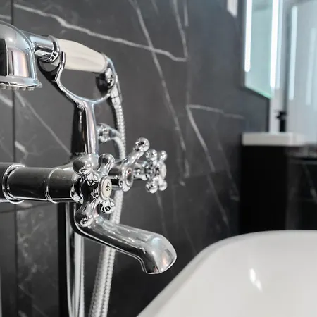 Vieux - Loft - Balneo アパート